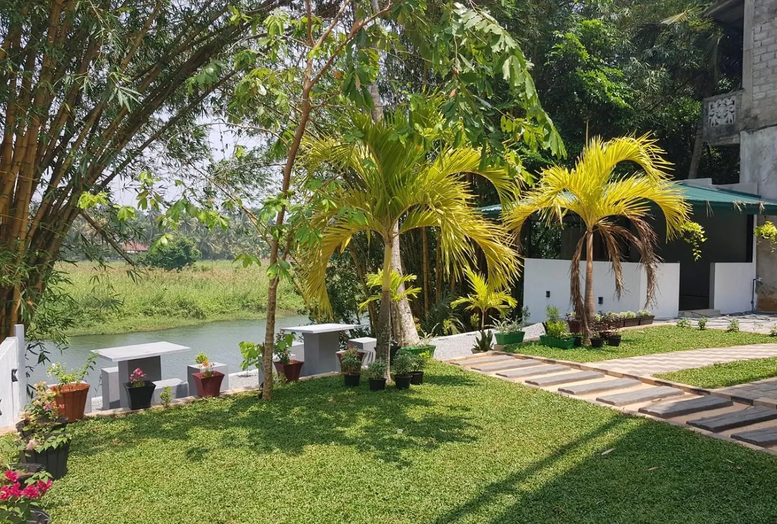 River Pearl Villa Seeduwa